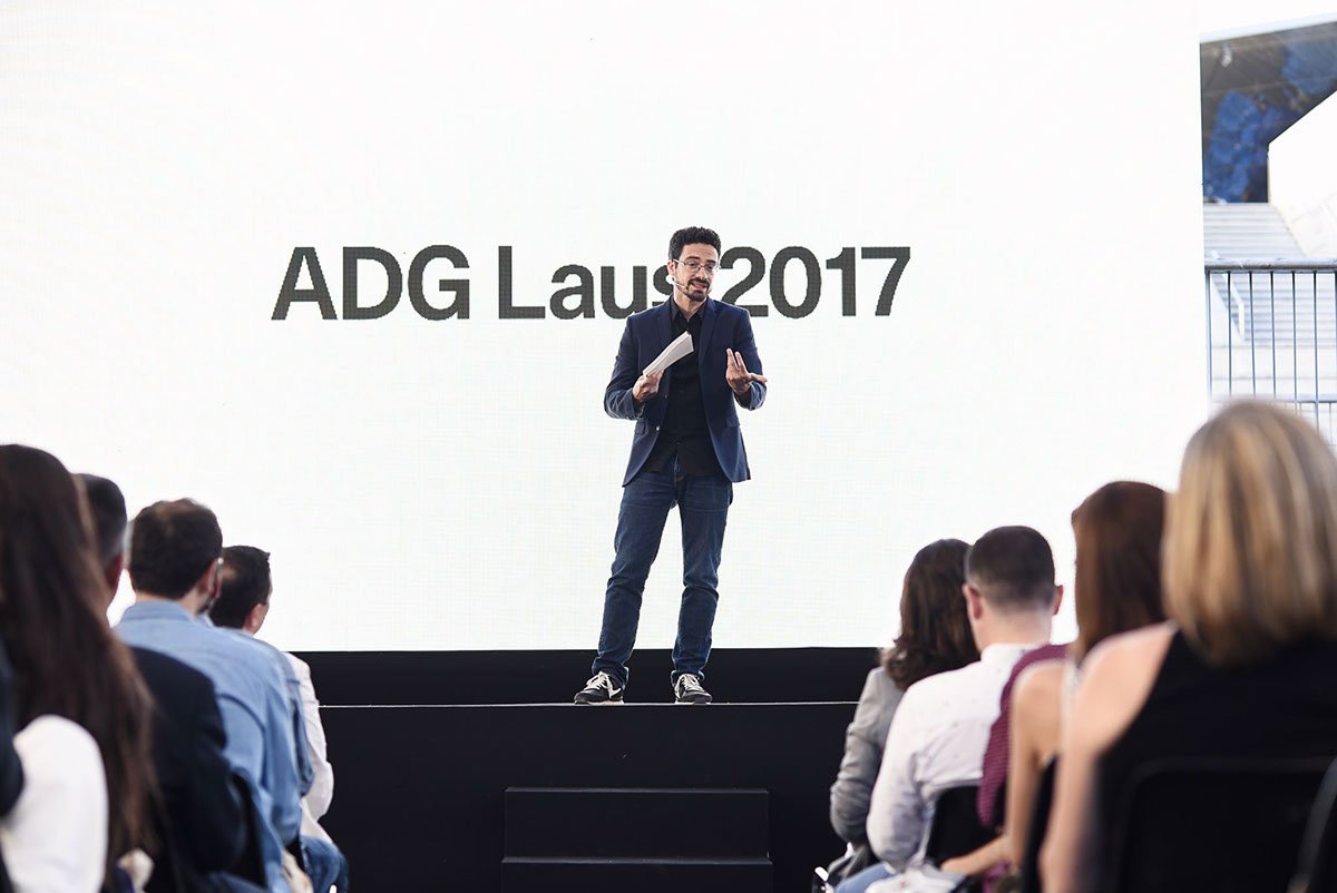 深圳品牌設(shè)計  ADG Laus 2017運(yùn)動獎項(xiàng)會品牌形象  實(shí)景拍攝