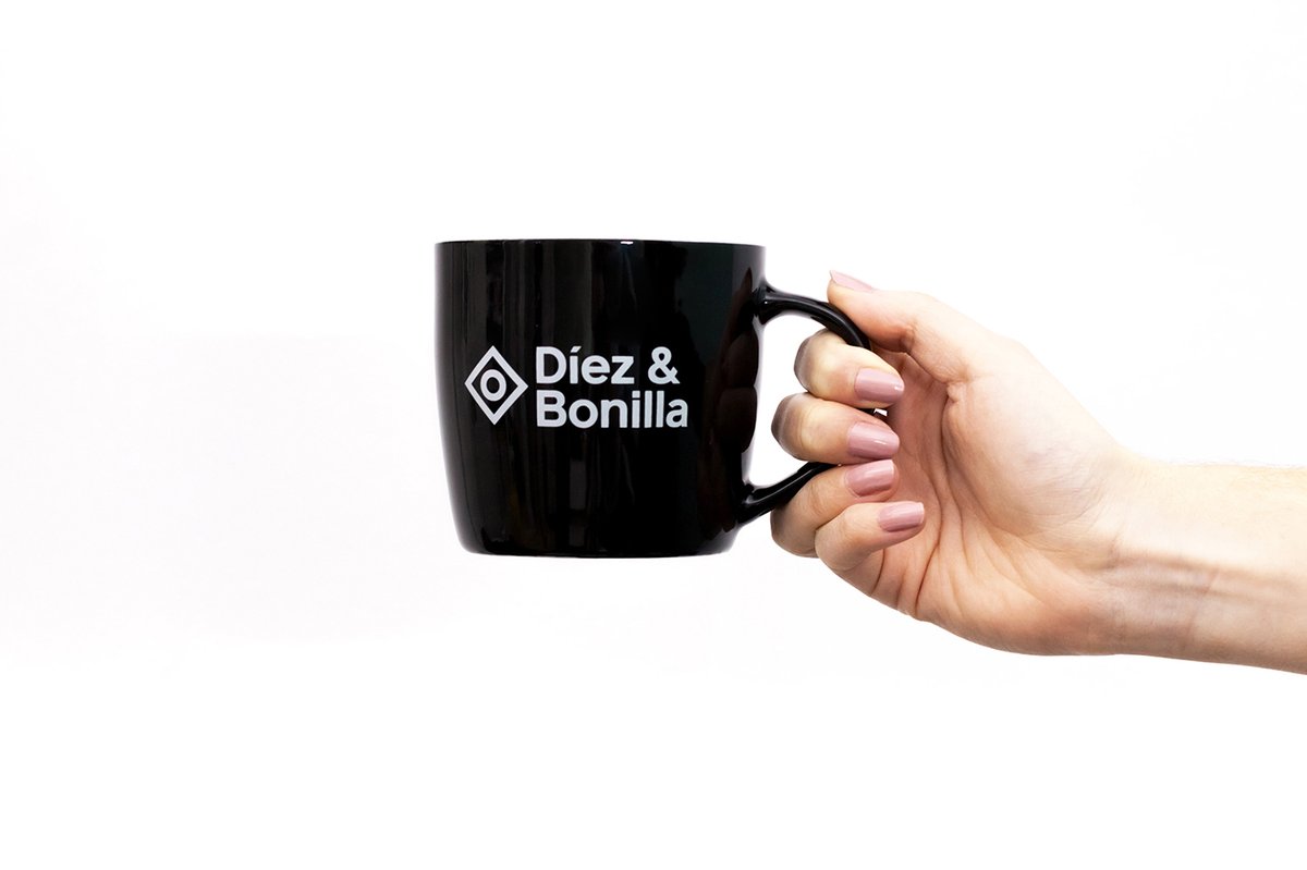 （醫(yī)療）Díez＆Bonilla 牙科品牌設(shè)計和品牌視覺形象的重新定位，品牌設(shè)計，醫(yī)療品牌設(shè)計，品牌形象定位，品牌視覺設(shè)計，醫(yī)療品牌營銷，品牌設(shè)計公司，深圳品牌策劃，深圳品牌設(shè)計，左右格局